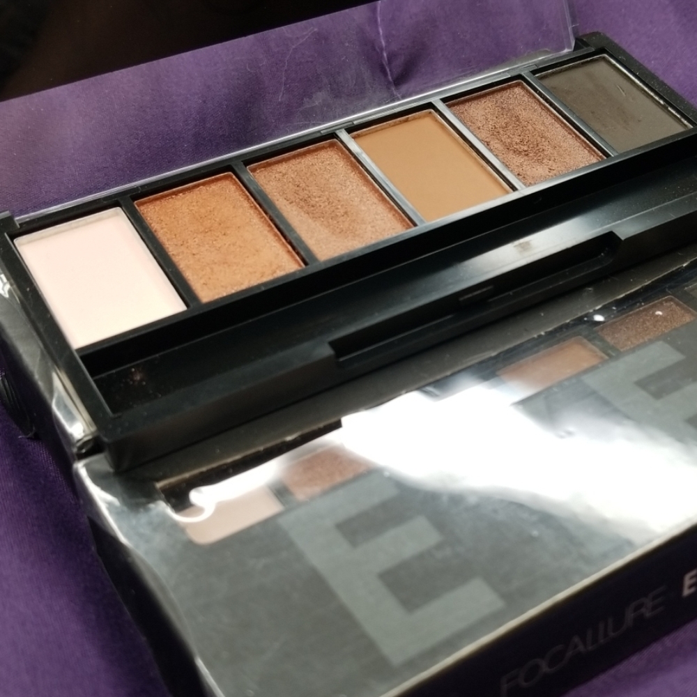 Unopened Focallure Eyeshadow Palette #3 - Picture 4 of 4